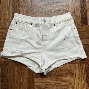 Last Chance: Levi's 501 High Rise Shorts